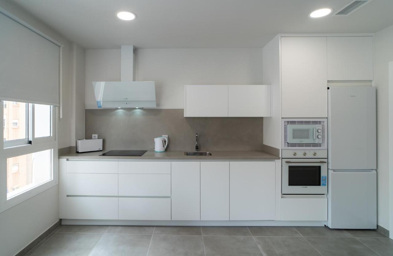 Aac - Con Terraza, Muy Amplio, Totalmente Equipado, Cerca Del Centro Y Nuevo! Apartament