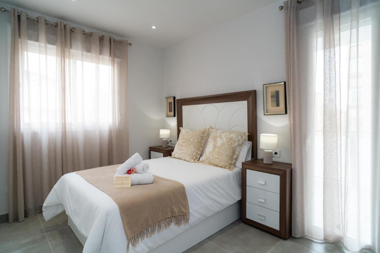 Aac - Con Terraza, Muy Amplio, Totalmente Equipado, Cerca Del Centro Y Nuevo! Apartment